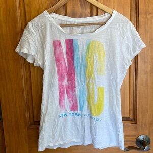 White NewYork & Company T shirt